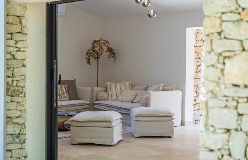 Magnifique villa au coeur de la campagne de Gordes - Photo 13