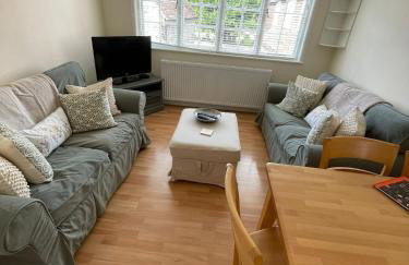 Fantastic Two Bedroom Courtyard Apartment - Foto 10