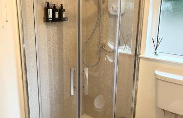 Victoria Gate Lodge - Photo 9