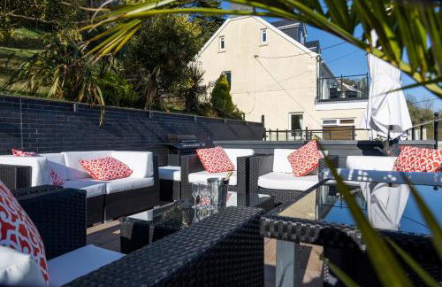 Pendine Sands Edith Villas - a luxury seaside home with beautiful sea views - Photo 13