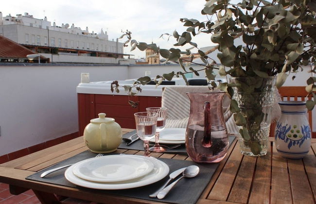 Sevilla Alquila Amplios Apartamentos Duplex en San Bernardo - Foto 46