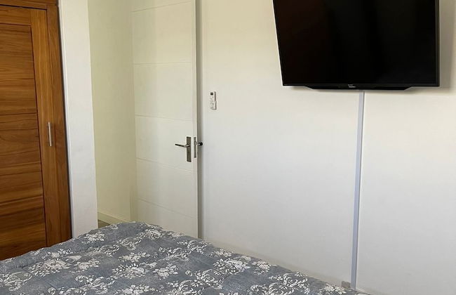 Impeccable Luxury 3-bed Apartment in Albion - Photo 2