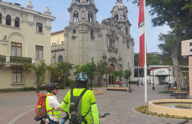 Balade à vélo à travers Miraflores et Barranco + Visite de Los Pantanos de Villa - Photo 5