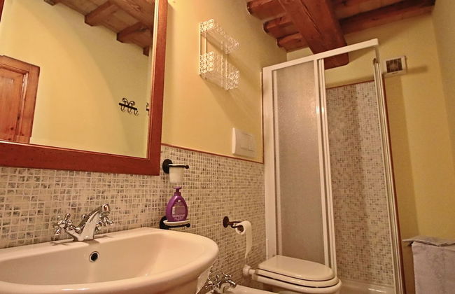 Holiday Home in Serrungarina Near the Lake - Foto 16