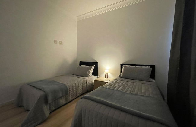 AMPLO APARTAMENTO UM POR ANDAR - Photo 10