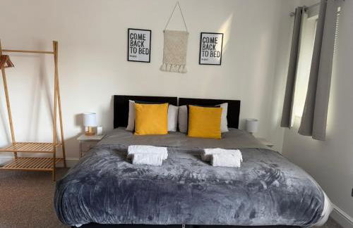 Spacious John York House & Parking - Foto 17