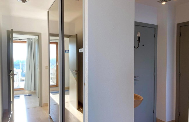 Attic Apartment Nieuwpoort With Coastal Views - Photo 13