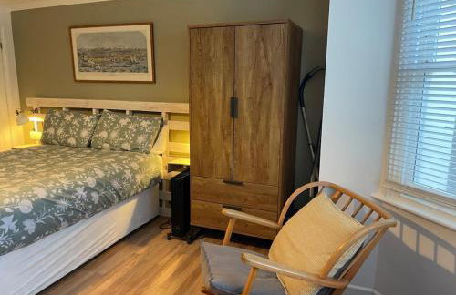 Garden Apartment by the Pier - Foto 20