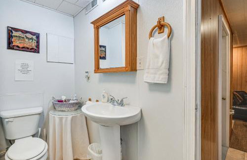 Kentucky Group Getaway with Dock and Lake Access - Foto 32