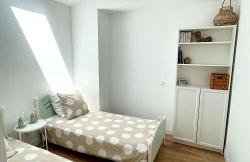 Villa au calme avec jardin, parking, clim, proche de tout ! - Foto 9