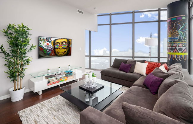 QuickStay Two-Bedroom Condo - Photo 43