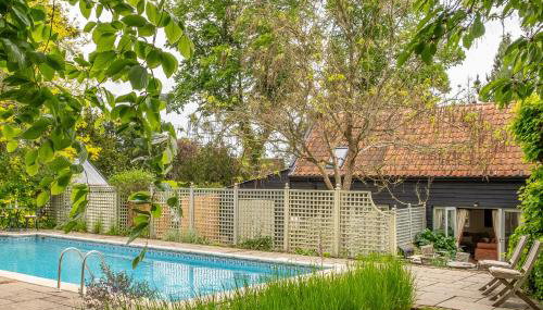 Dedham Vale Cottage with Swimming Pool mid May to mid Sep - Yew Tree Barn - Foto 3