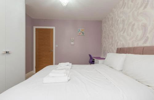 4 Bed house Parking 5 mins Sidcup Station - Pass the Keys - Foto 32