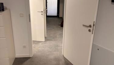 Moderne Wohnung für 4 Personen mit extra Schlafzimmer, Wohnzimmer & Balkon - Foto 2