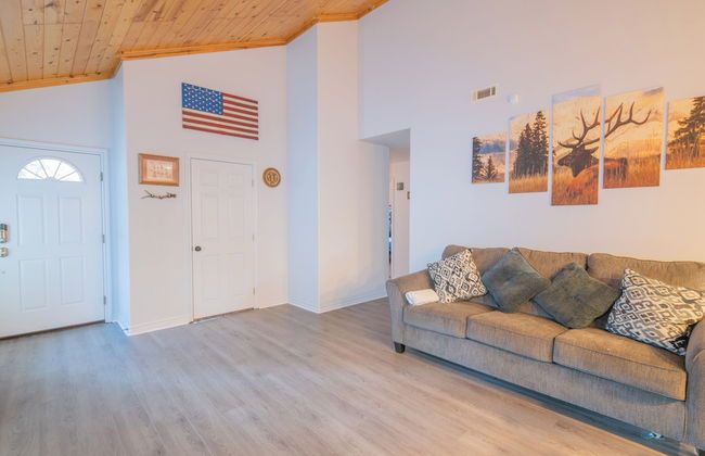 Brown Bear Lodge - Cozy mountain home situated within the quiet and ideal Sugarloaf neighborhood - Foto 22