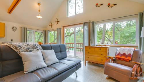 Cozy Hideaway on Key Peninsula with Serene Views! - Foto 3