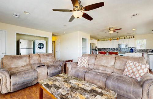 Paradise At Last - Photo 7