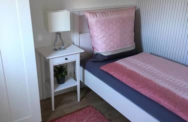 Sehr schönes und möbliertes Apartment - Foto 3