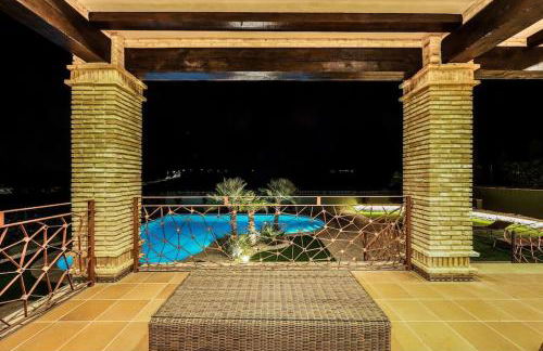 Luxe Experience Toledo * Pool * BBQ * Billar - Foto 29