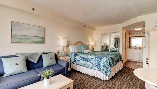Sleeps 4: Family-Friendly Beach Condo and Resort - Foto 3