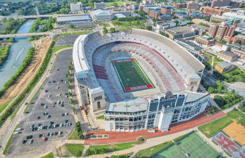 The Nook on Neil Walkable 3BR - Foto 46