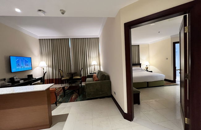 City Seasons Suites - Photo 32