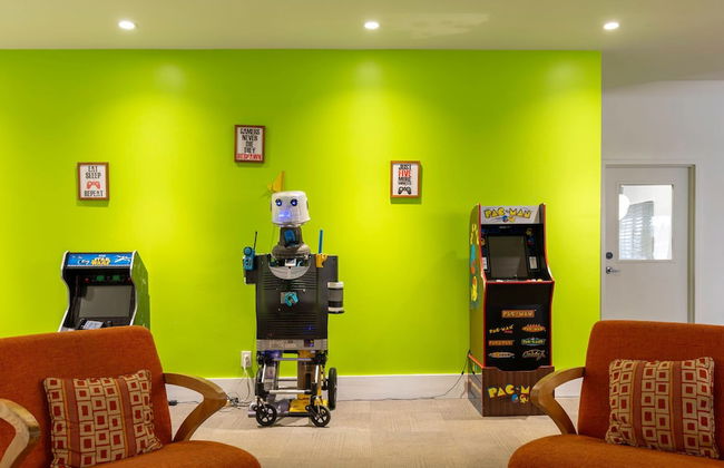 Entire Studio With Free Shuttle to Disney - Foto 38