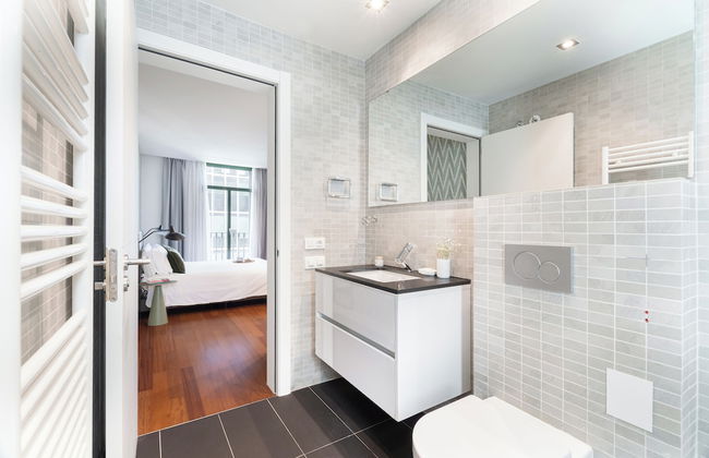 Aspasios Paseo de Gracia Apartments - Photo 41