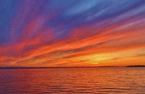 Lake Champlain Home with Decks, Kayaks and Fire Pit! - Foto 37
