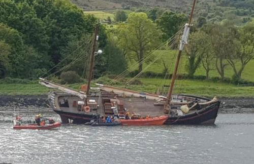 Loughview House overlooking Carlingford lough - Photo 20