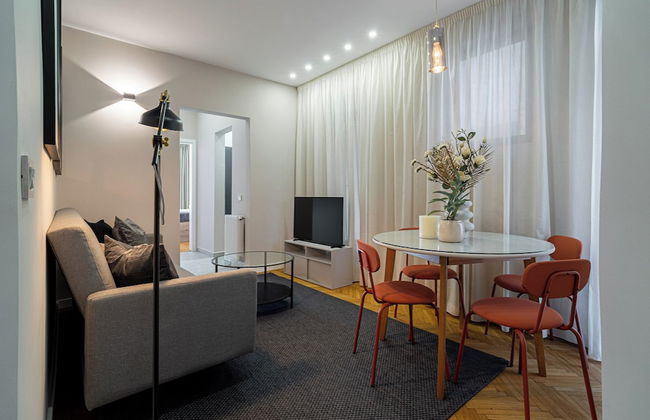 Urban 1BR Loft Residences - Modern Comfort in Bucharest Center - Foto 33