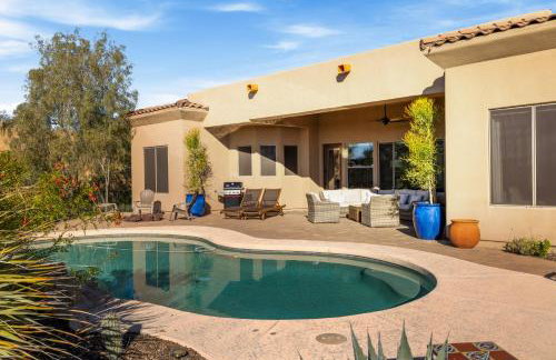 Desert Oasis with Pool Black Mountain Views - Photo 59