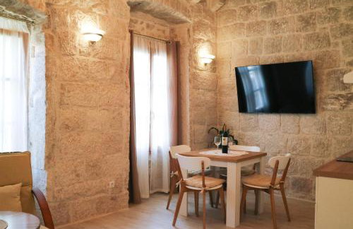 Sessa's Palace - Photo 26