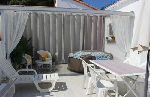 GITE AVEC SPA ENTRE FORET ET PLAGE - Ambiance Bord de Mer - Foto 13