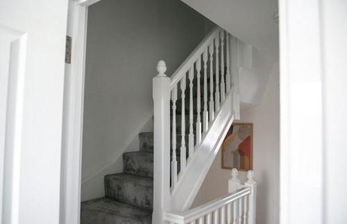 4-Bed, Sleeps 6, contractors welcome! - Foto 41