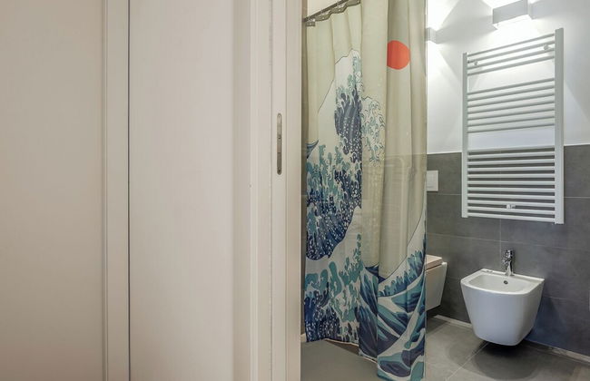 Charming Home - Photo 33