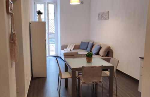 Vista sul carruggio, centro storico di Chiavari - Photo 33