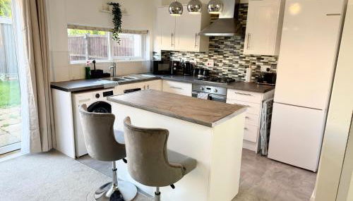 3 bedroom house with free parking - Foto 5