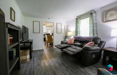 Cake By The Ocean Electric Recliners-Minutes From I-95 And Pembroke - Photo 13