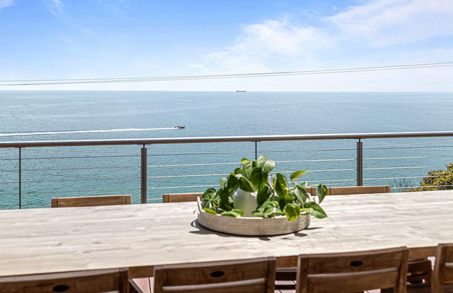 Clifftop Coastal Sanctuary With Panoramic Views - Foto 1