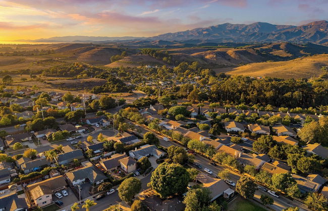 Goleta Getaway by Avantstay Private Backyard, 1.5mi to the Beach! - Foto 44