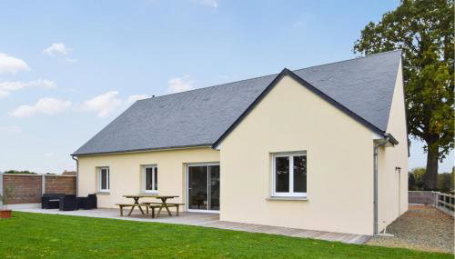 Awesome Home In Bacilly With Wifi - Foto 2