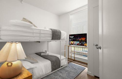 Walk to UT & SXSW 3BR Apt Near Downtown with Free Parking & Hi Speed WiFi - Foto 5