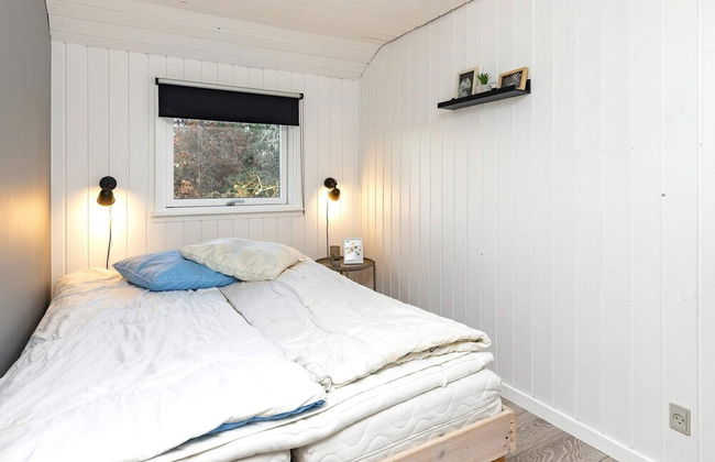 8 Person Holiday Home in Hals - Photo 3