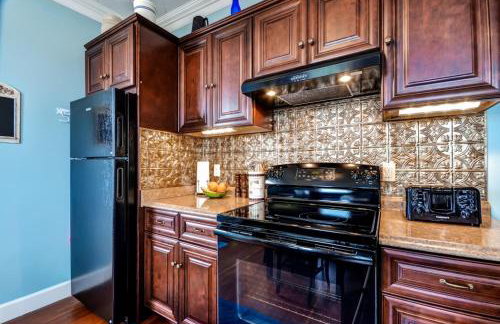 Astoria Painted Lady Historic Apt with River View! - Foto 11