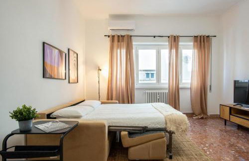 Ampio appartamento familiare Metro A a 50m - Foto 6