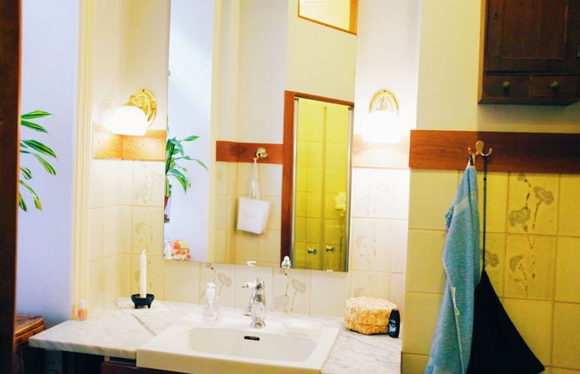 Beautiful, Artistic, Heirloom Apartment - Foto 20