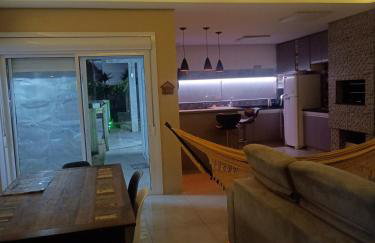 Casa TOP no cassino, piscina grande 5 min da praia e churrasqueira coberta - Foto 12