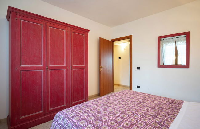 Follonica Apartments - Photo 2