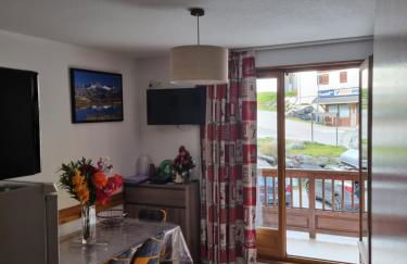 Agréable appartement de 6 pers au pieds des pistes ,wifi gratuit à Saint-Sorlin-d'Arves labelise 3 étoiles au gîte de France - Photo 1